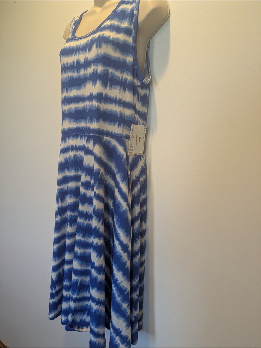 LuLaRoe Blue and White Nicki Tie-Dye Sleeveless Midi Dress With Pockets NWT - Picture 2 of 6